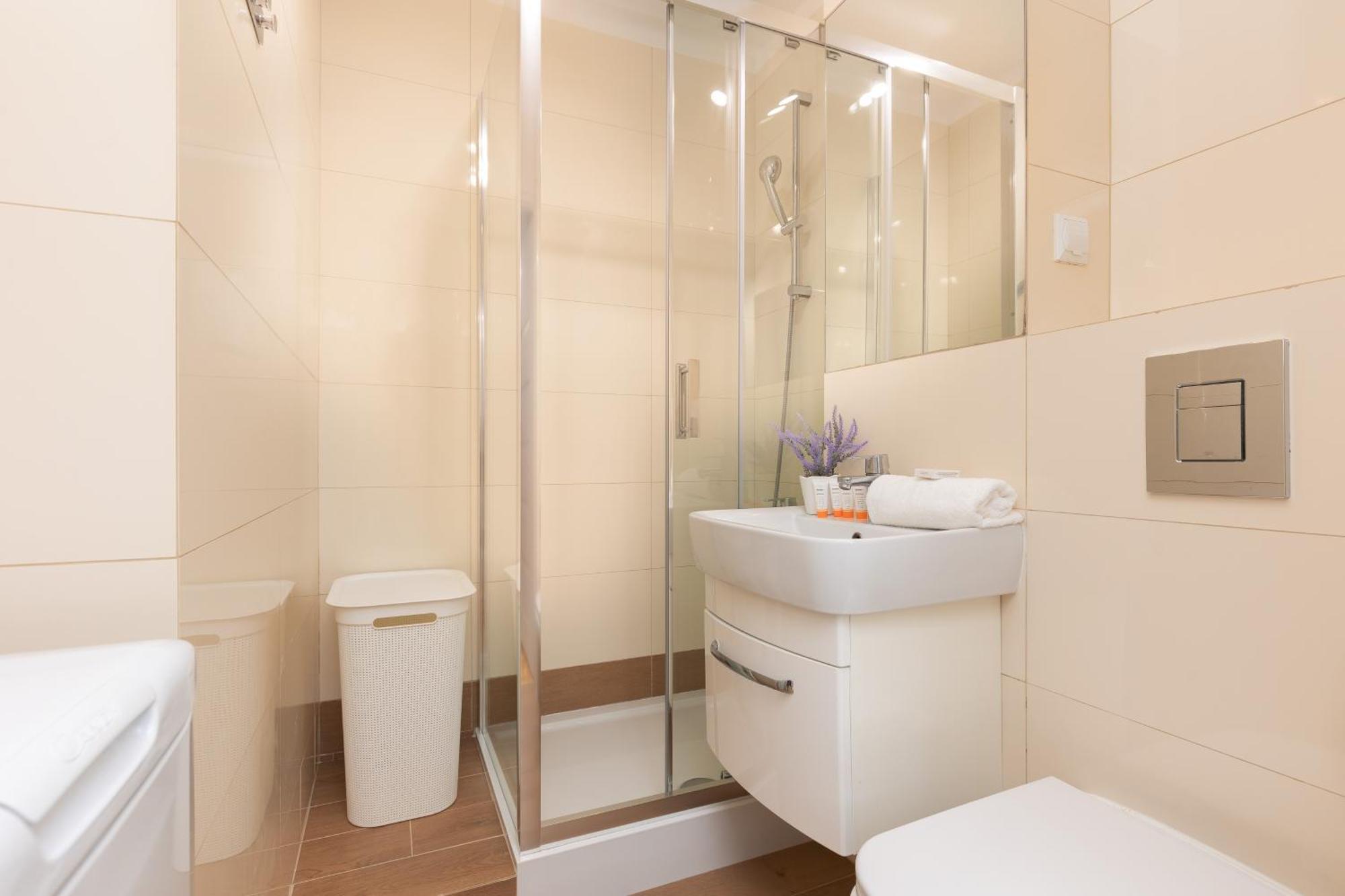Apartments Warsaw Grzybowska By Noclegi Renters 外观 照片
